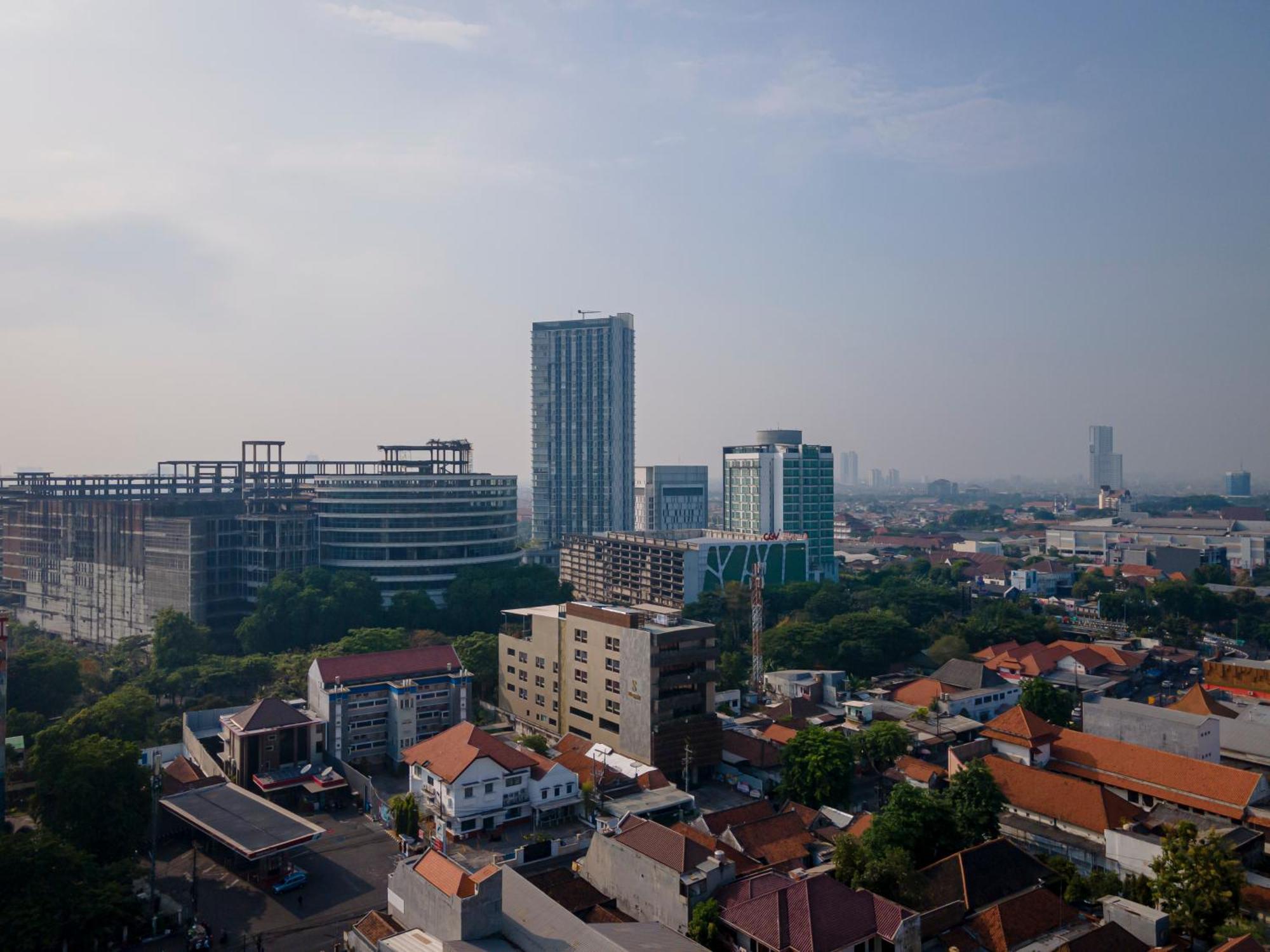 Stay.Vie Hotel Surabaya Bagian luar foto