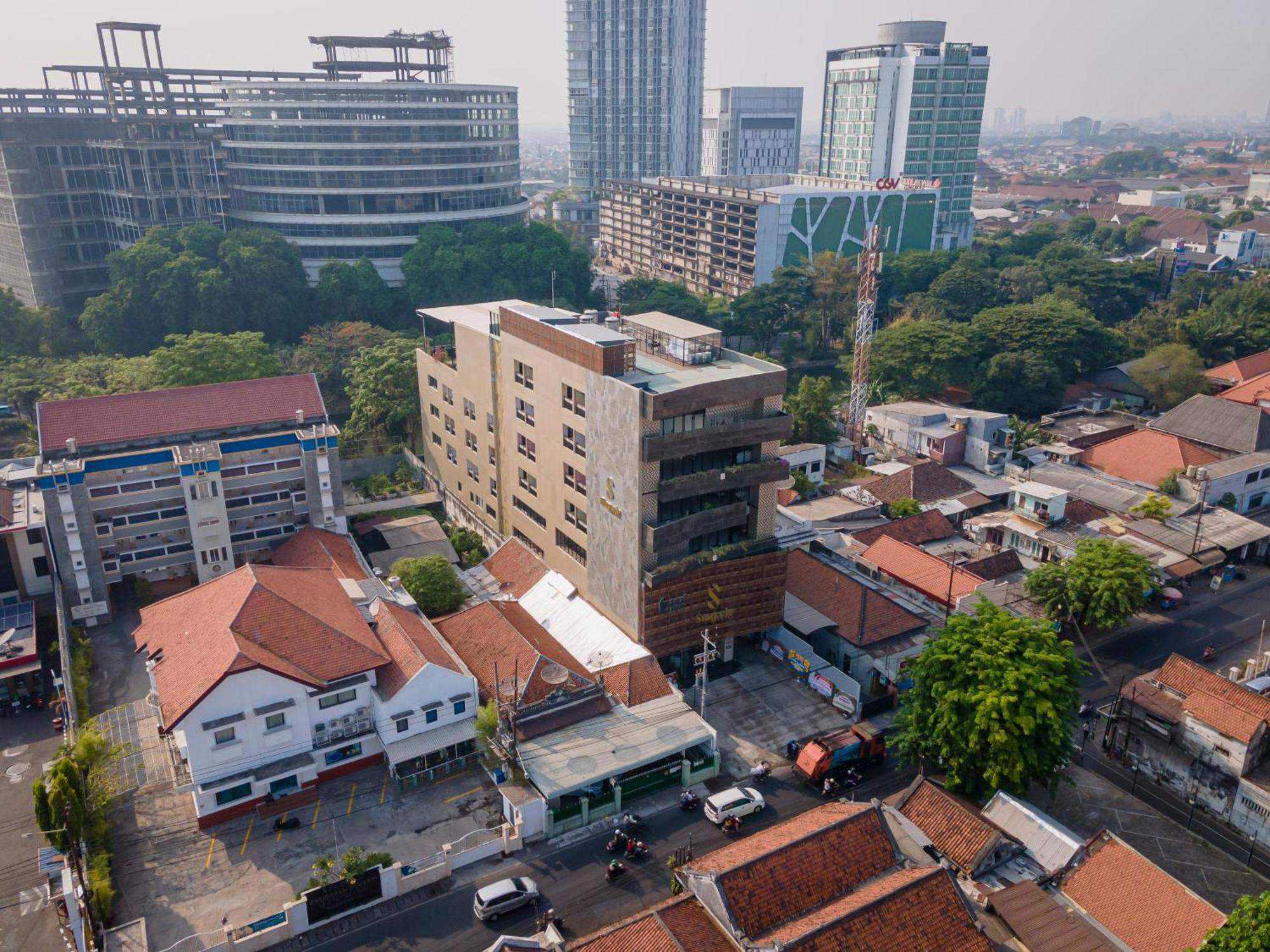 Stay.Vie Hotel Surabaya Bagian luar foto
