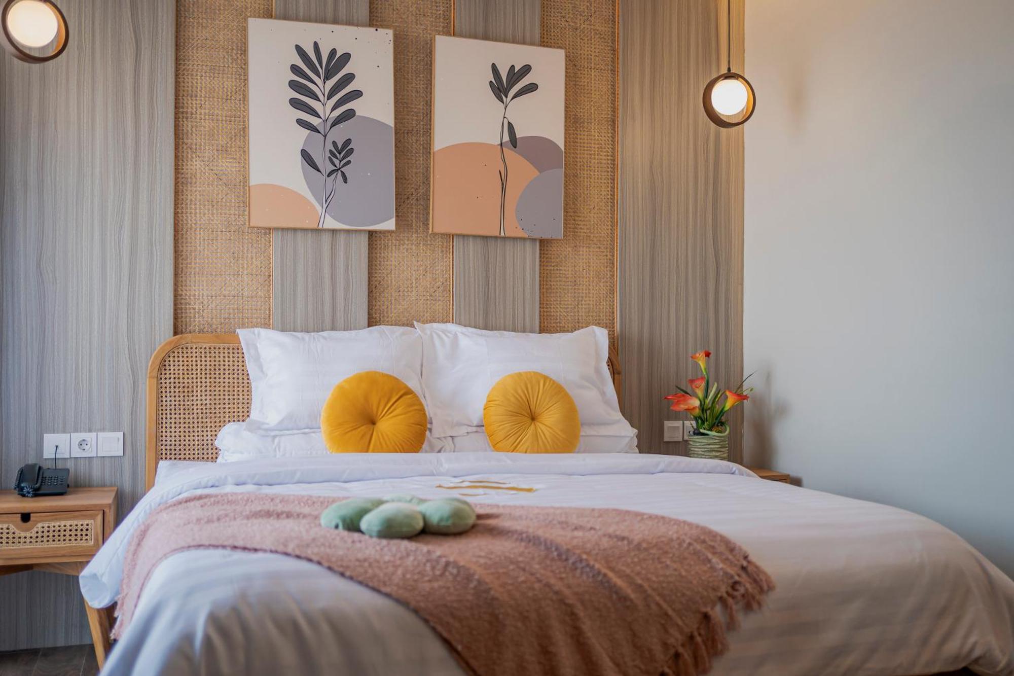 Stay.Vie Hotel Surabaya Bagian luar foto