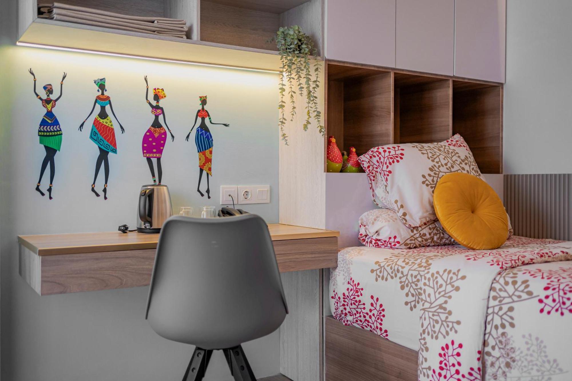 Stay.Vie Hotel Surabaya Bagian luar foto